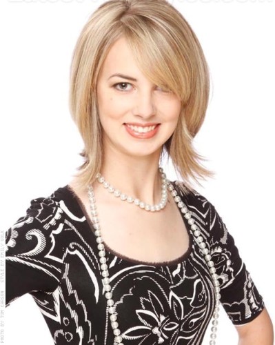 9 Angled Bob Hairstyles for Thin and Thick Hair
